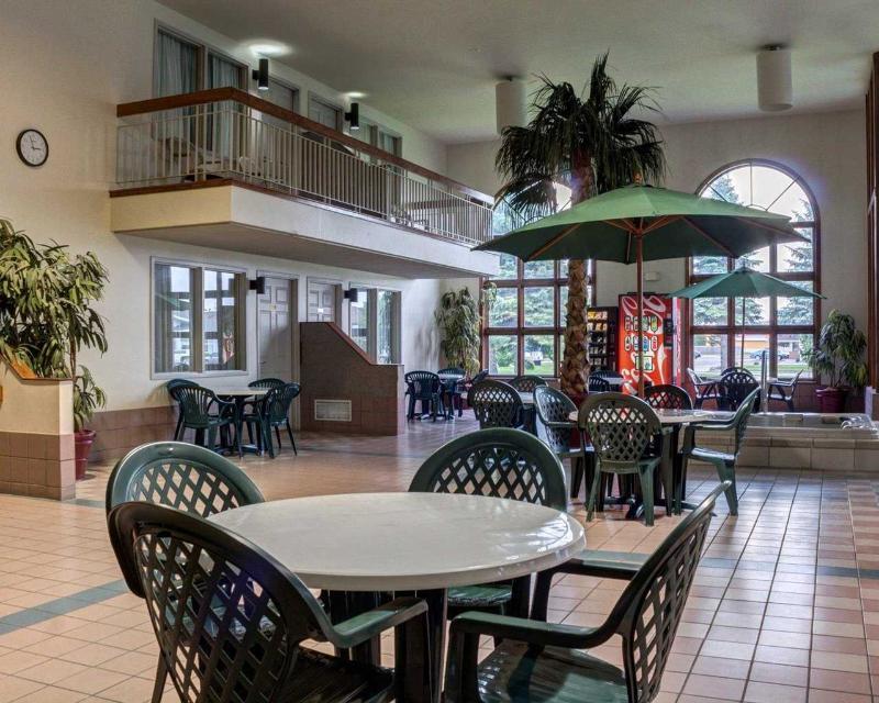 Devils Lake Inn By Oyo Near Devils Lake Regional Airport Exterior foto